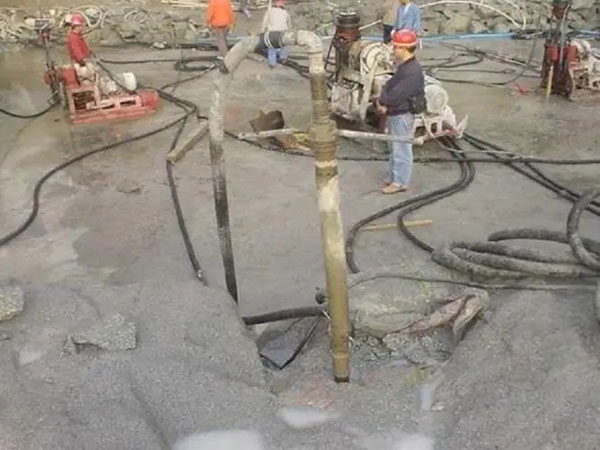 甘孜基础下沉注浆